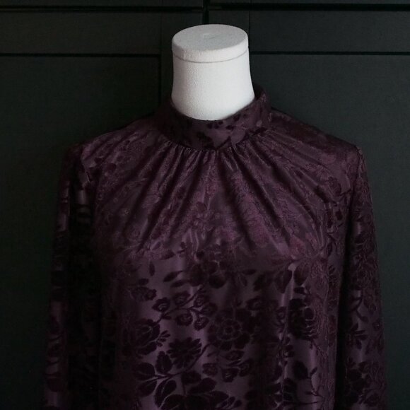 London Times | NWT Burgundy, Crushed Velvet Jacquard, Mock Neck, Dress - Picture 1 of 9
